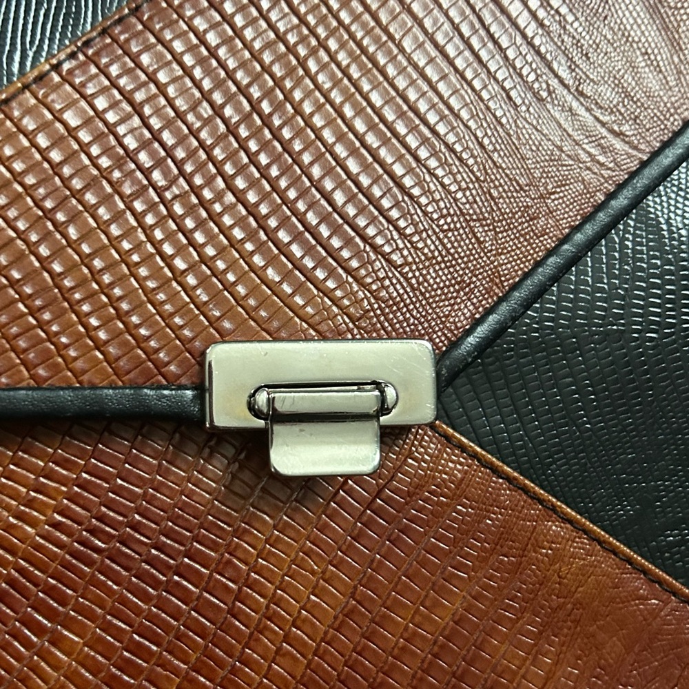 Roche Ventura Black & Brown Burma Leather Shoulder Bag - Picture 2 of 12